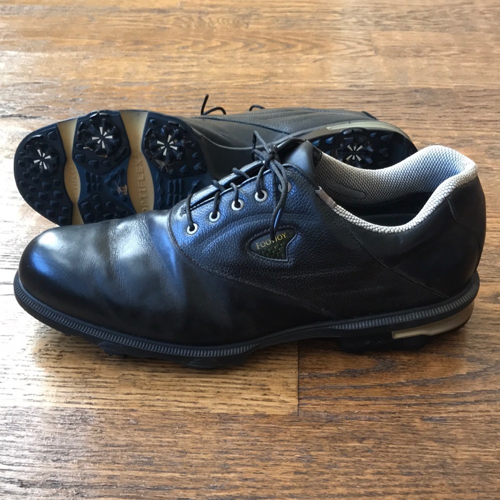FootJoy men’s golf shoes
